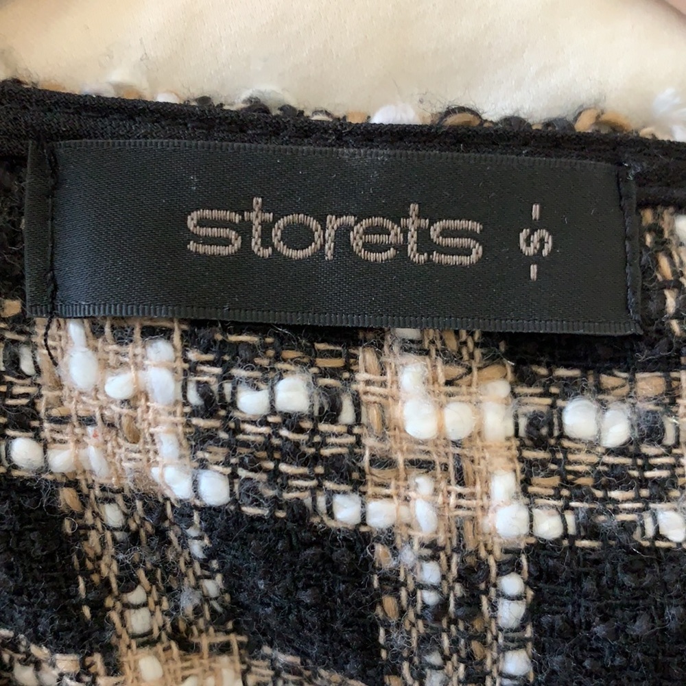 Storets Lisa Tweed Top - Picture 7 of 10